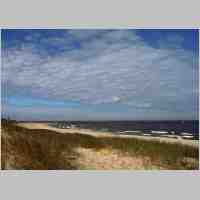 905-1338 Ostpreussenreise 2004. Der schoene Strand ist menschenleer.jpg